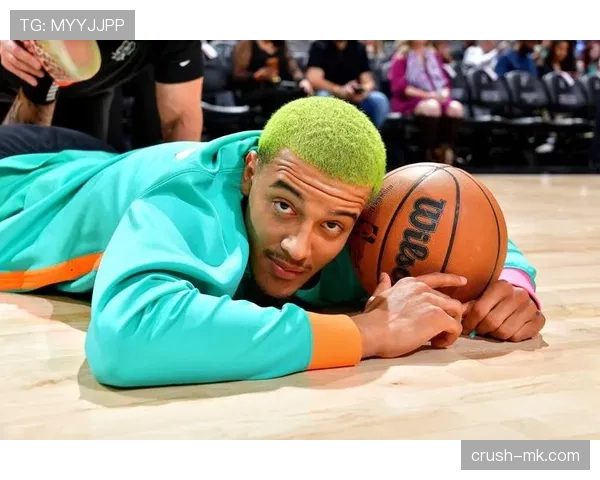 索汉全能表现抢眼,马刺新星展现多面手潜质 索汉全能表现抢眼,马刺新星展现多面手潜质