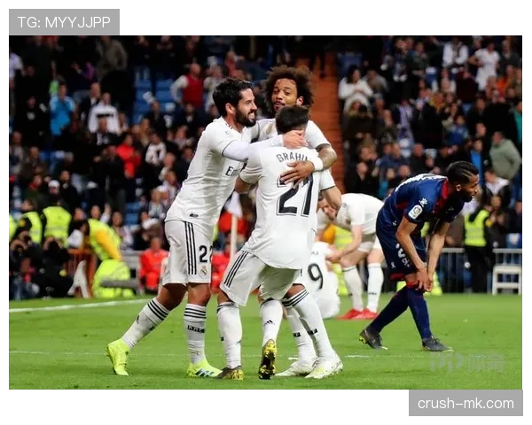 西甲球队精研防守战术,筑牢防线助力赛季竞争力稳步提升 西甲球队精研防守战术,筑牢防线助力赛季竞争力稳步提升